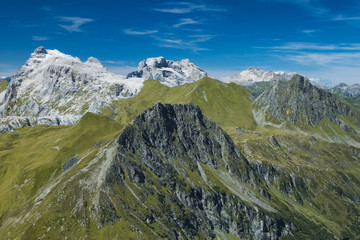 Sulzfluh, Drusenfluh und im Hintergrund die Schesaplana im Rätikon / Österreich