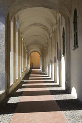 Fototapeta na wymiar Ancient arcades passageway