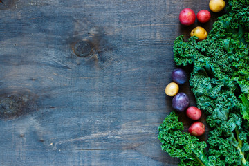 Fototapeta na wymiar Colorful organic vegetables
