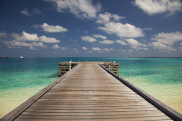 Fototapeta na wymiar jetty in the Maldives