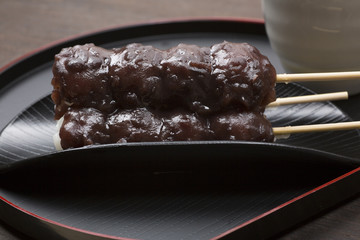 餡子団子のデザート