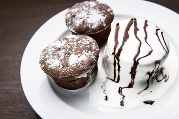 chocolate muffins with ice cream