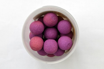 Purple Carp Fishing Bait Round Boilies in Pot