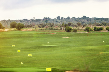 golf range and bunker 