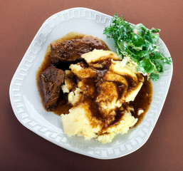 Wild boar meat sauce with potatoes