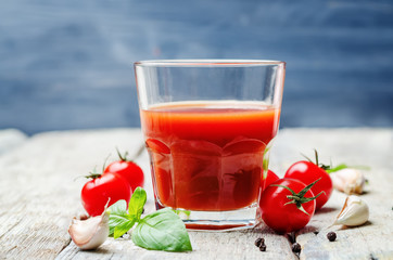 Tomato juice with tomatoes