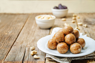Dates cashew raw vegan balls