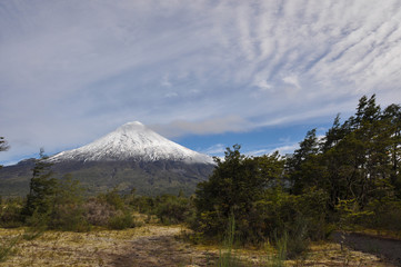 Obraz premium Osorno Volcano viewed from Lago Todos Los Santos, Chile