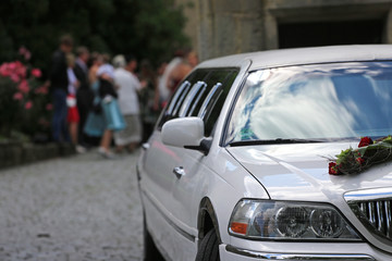 Stretchlimousine bei Hochzeit