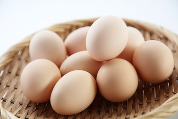 産みたての卵