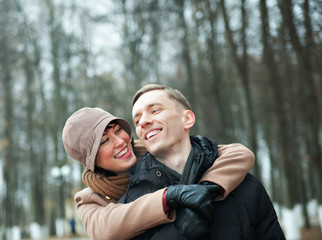 Fototapeta premium couple in autumn park.