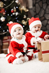 children waiting Christmas