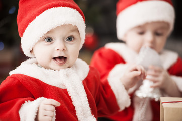 children waiting Christmas