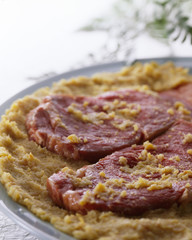 牛肉の味噌漬け