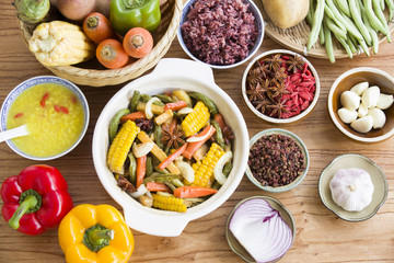 Assorted vegetables and cooked vegetable dish