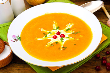 Diet and Healthy Organic Food: Pumpkin Soup