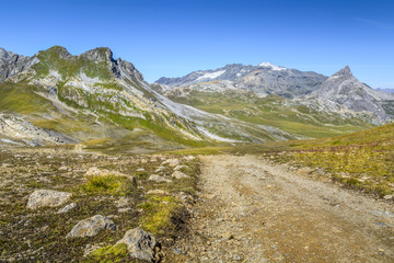 Fototapeta na wymiar Summer hike in Savoie national park, French Alps