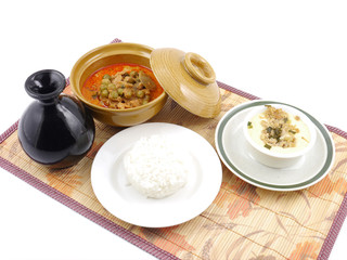 Thai steamed eggs pork chop with pork curry rice set .