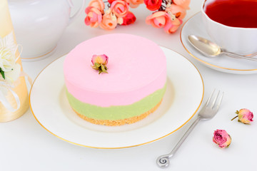 Raspberry Cheesecake Pistachio Nut on Sand-Based