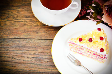 Dessert Cake with Cranberries