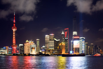 Naklejka premium Shanghai bei Nacht, China