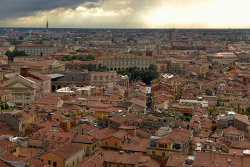Widok na Weronę z wierzy Torre dei Lamberti - Włochy