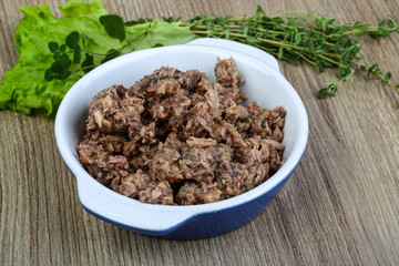 Canned tuna