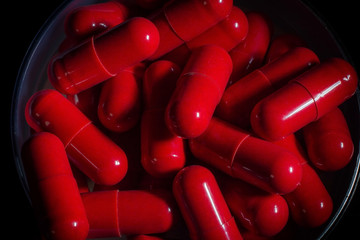 red capsule
