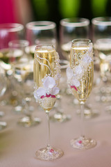 Wedding decorated glasses