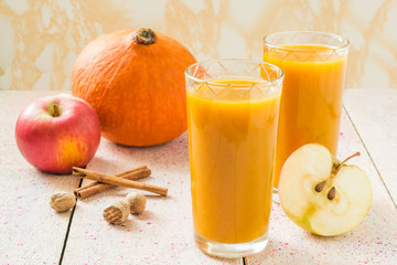 Smoothies pumpkin and apple