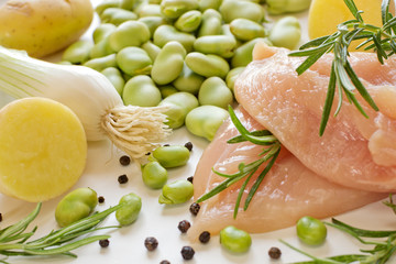 Chicken with vegetables and rosemary 