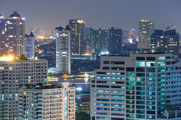 Fototapeta na wymiar Bangkok business district at night time.