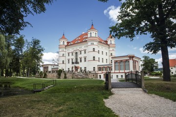 Fototapeta na wymiar Historic Palace in Wojanow, Poland