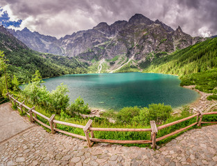 Crystal clear pond in the middle of the mountains © shaiith