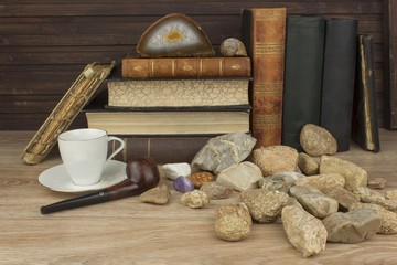 The study of mineralogy. University studies. The science of minerals and rocks. Preparation for the exam at the University of mineralogy. Scientific work.
