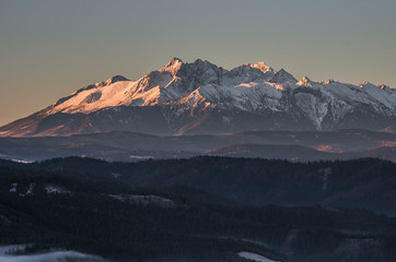 Fototapeta na wymiar Tatra Mountains from Wysoka in Pieniny mountains, autumn morning