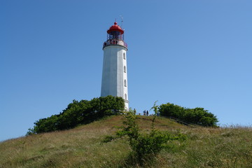 Fototapeta na wymiar Leuchtturm Dornbusch auf der Insel Hiddensee