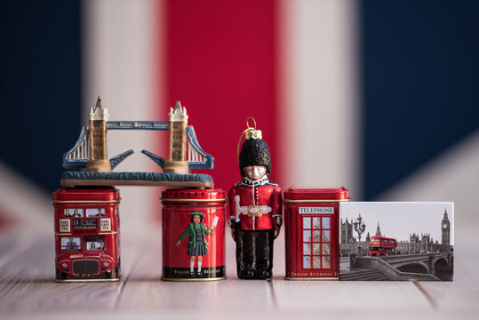 Various British souvenirs are on the table