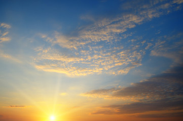 Fototapeta premium beautiful sunrise and cloudy sky
