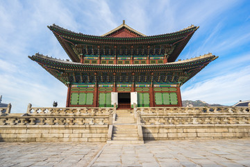 Naklejka premium Gyeongbokgung palace in Seoul, South Korea