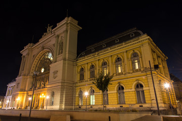 Fototapeta na wymiar Keleti Railway station at night in Budapest