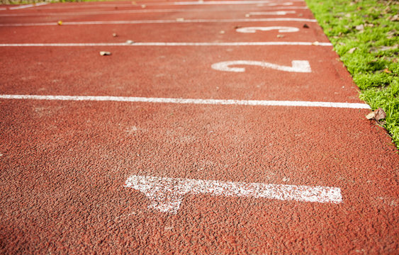 running track numbers