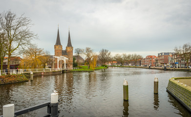Obraz premium Eastern Gate and drawbridge in the Dutch city of Delft