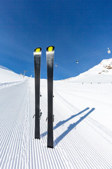 Pair of skis