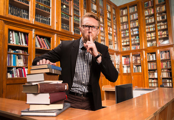 Portrait of real  Librarian - obrazy, fototapety, plakaty