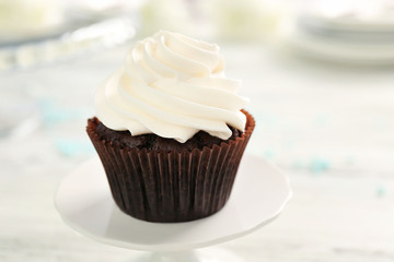 Cupcakes on table