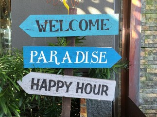 Fototapeta premium Happy hour sign 