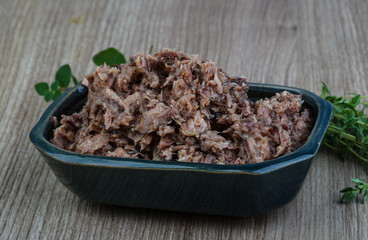 Canned tuna