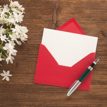  Flowers, envelope and pen 
