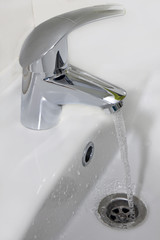 water running from the tap